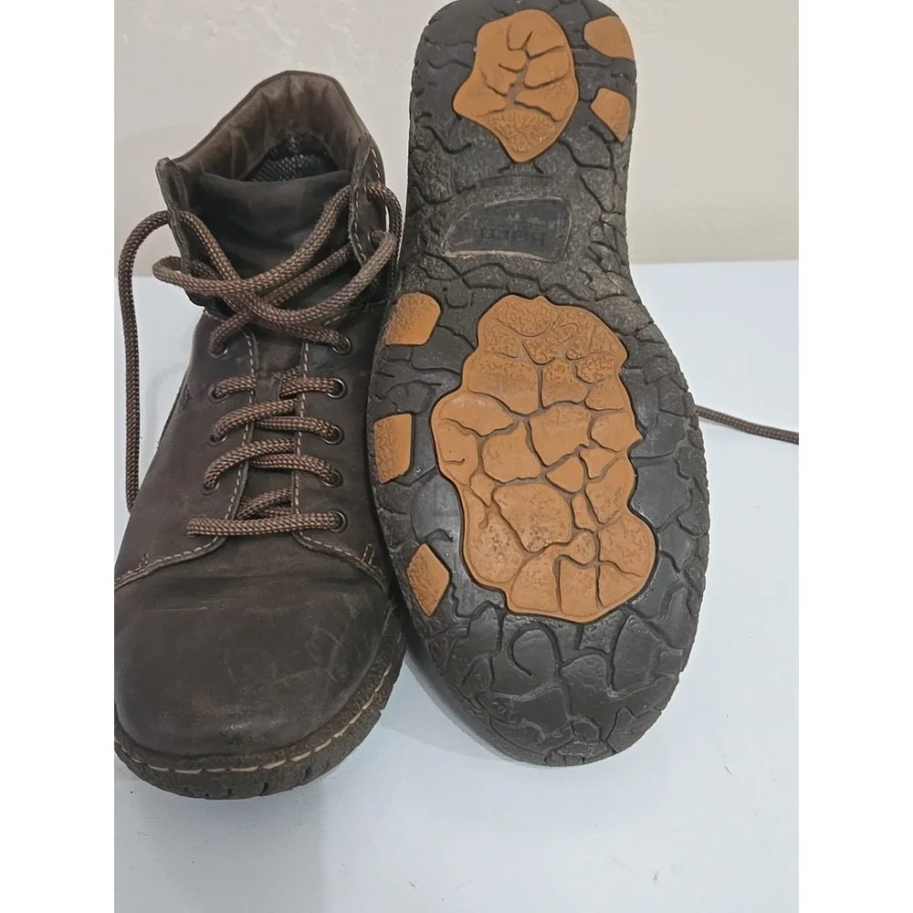 Born Nigel Hiking Boots Mens 9.5 Brown Distressed Leather  Opanka Handcrafted
